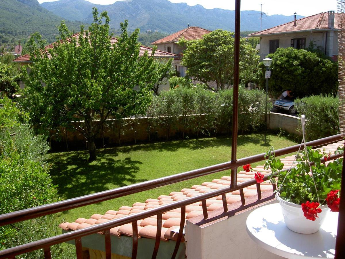 Hvar Guesthouse - Double Bedroom With Private Bathroom Jelsa  Bagian luar foto