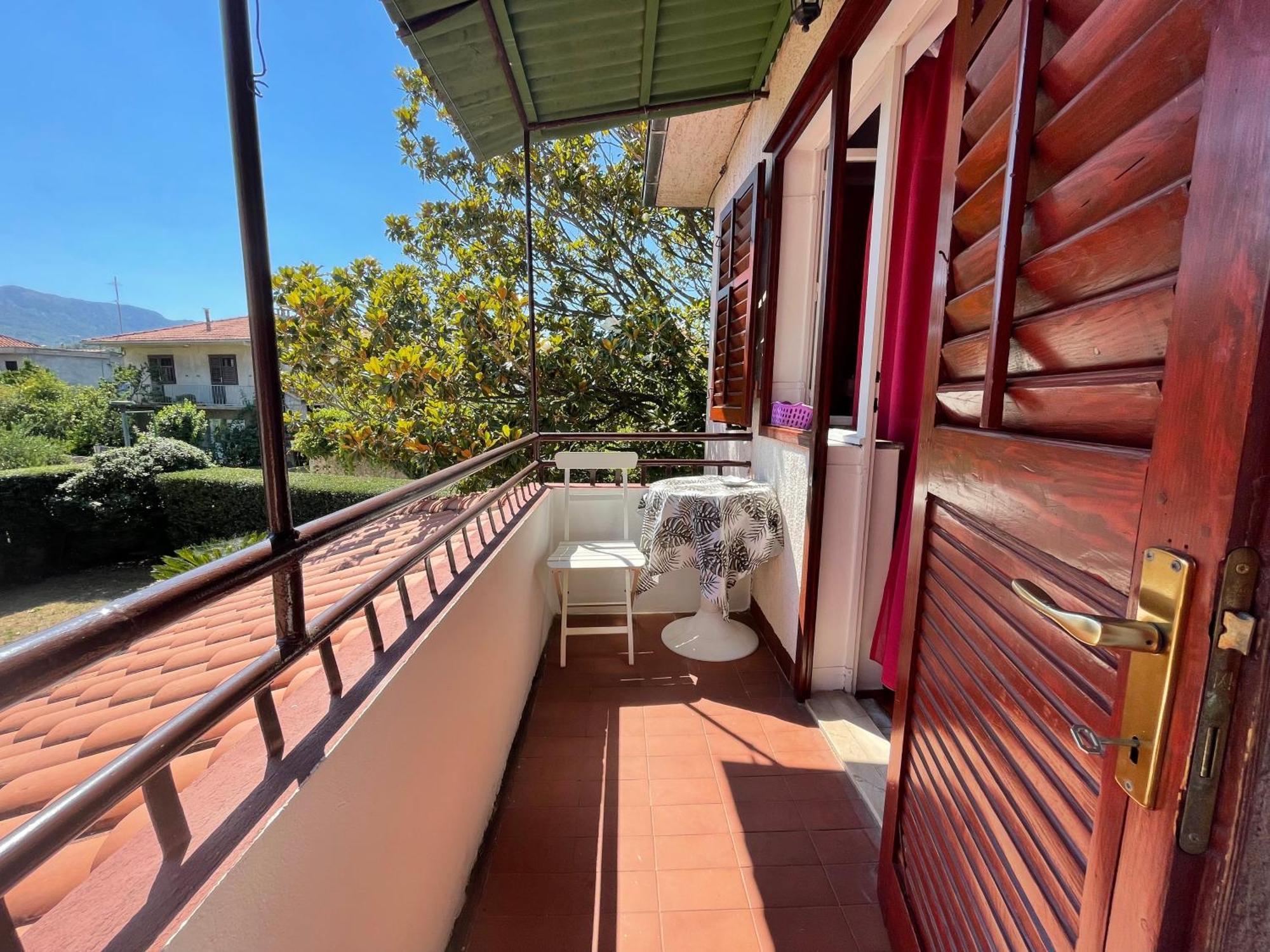 Hvar Guesthouse - Double Bedroom With Private Bathroom Jelsa  Bagian luar foto